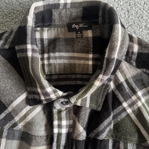 Lrg heavy weight flannel long sleeve button up - M - Picture 3 of 5
